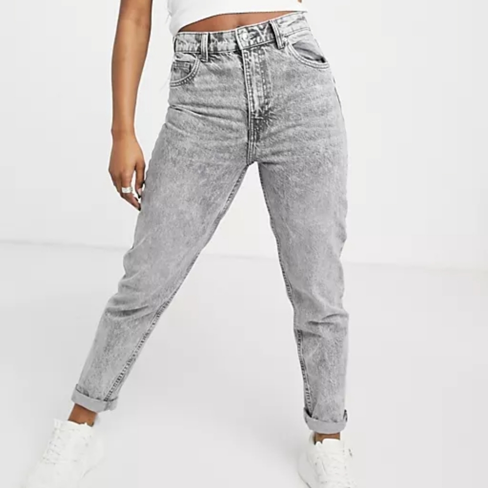 Beautiful petite gray color jeans
